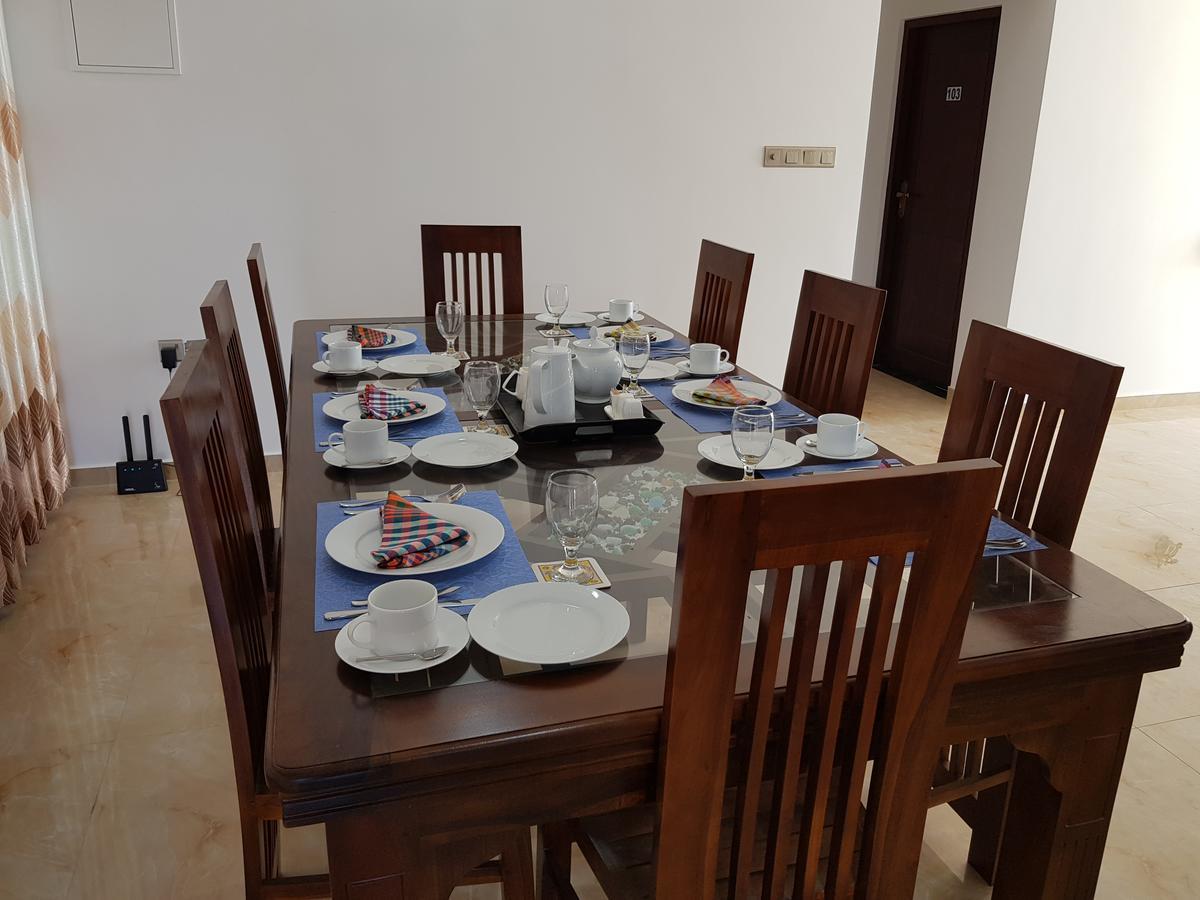 My Whales Guest House Banduramulla Exterior photo